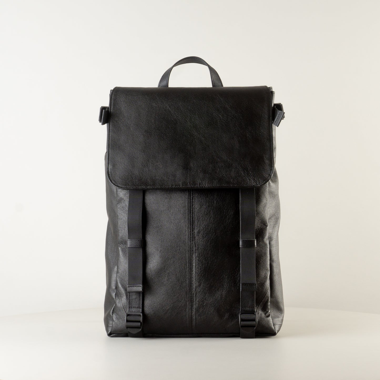 Leather work bag with laptop compartment "April"