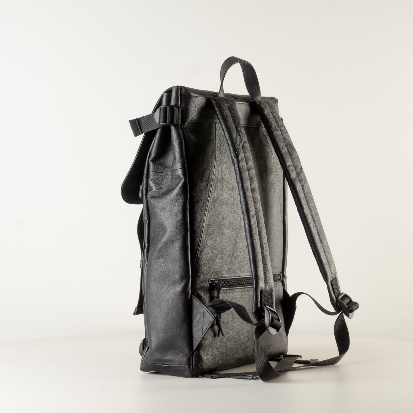 Leather work bag with laptop compartment "April"