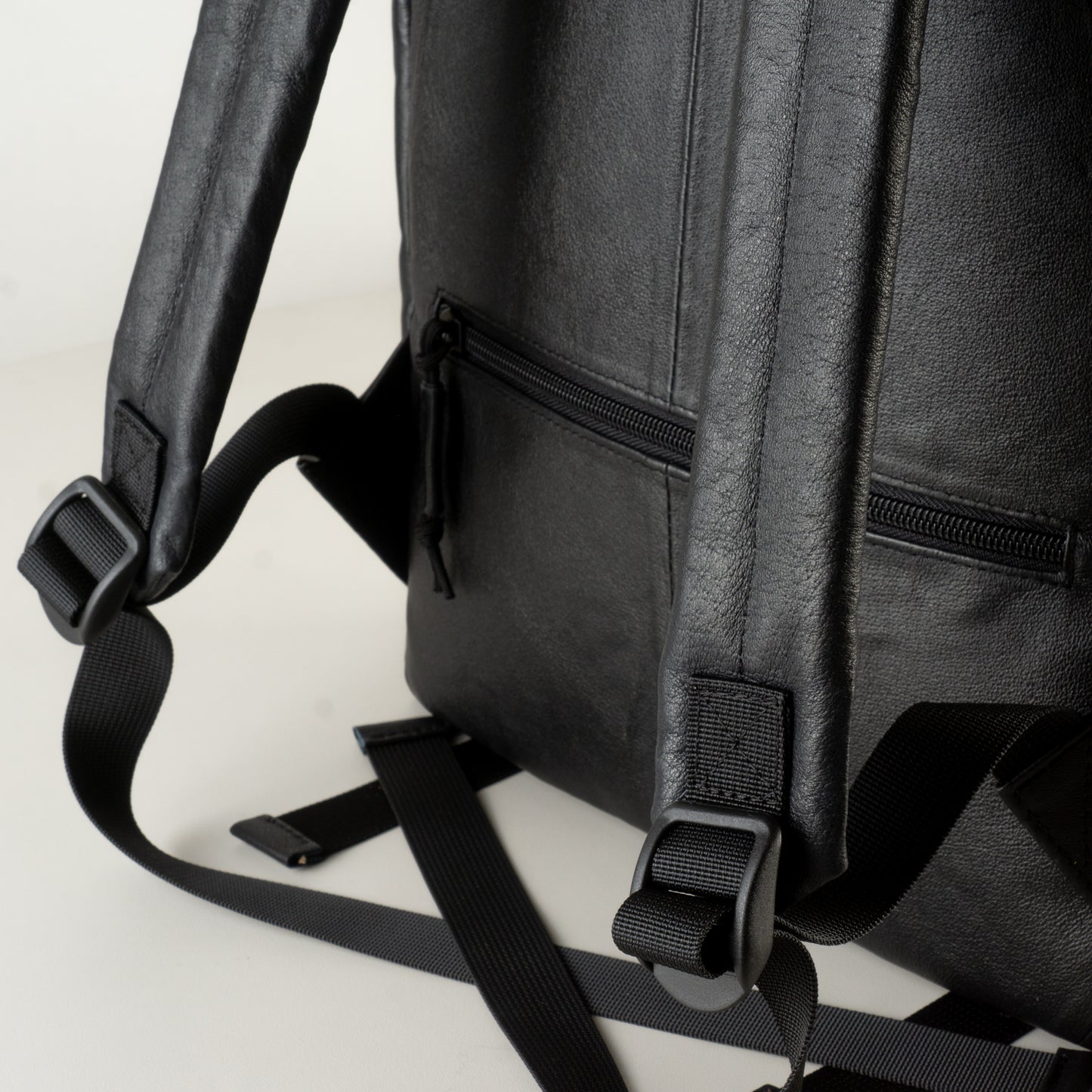 Leather work bag with laptop compartment "April"