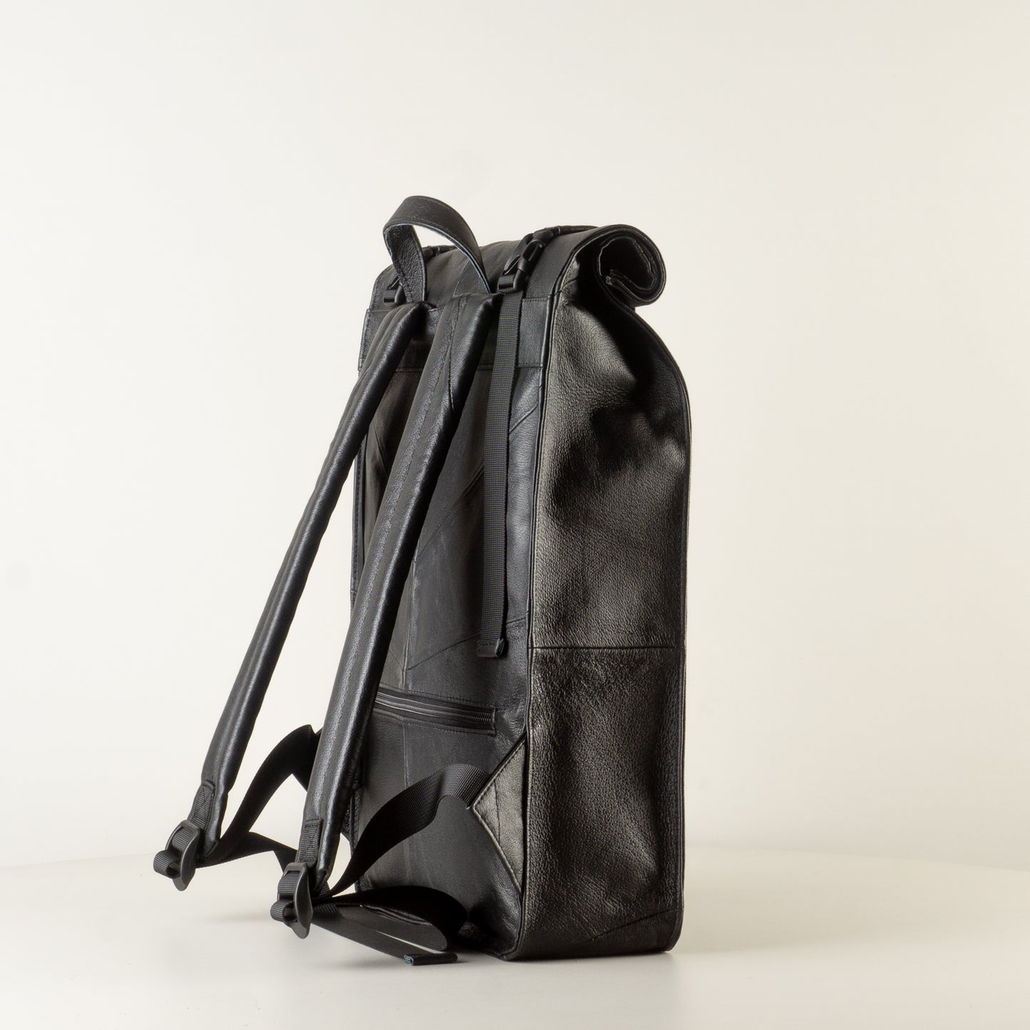 Large leather laptop backpack "June"