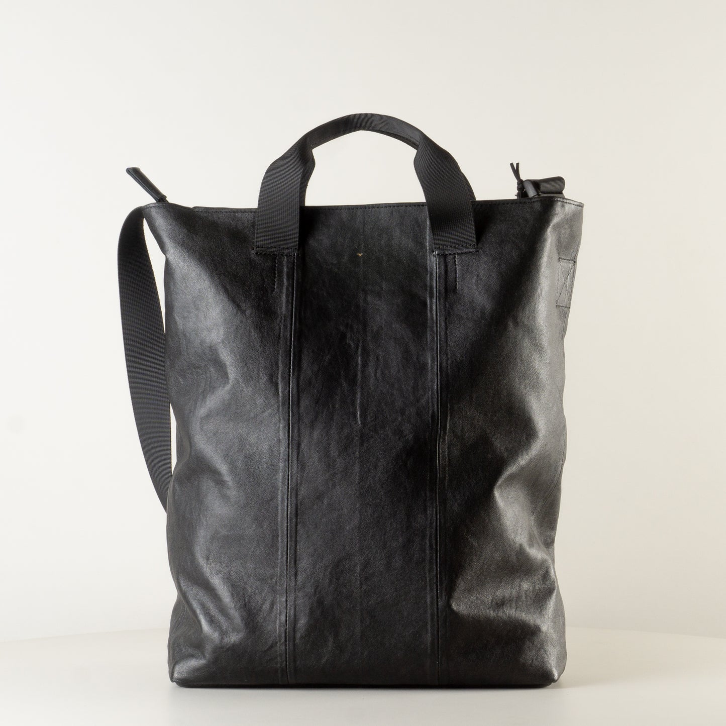 Leather black work bag with laptop compartment "February"