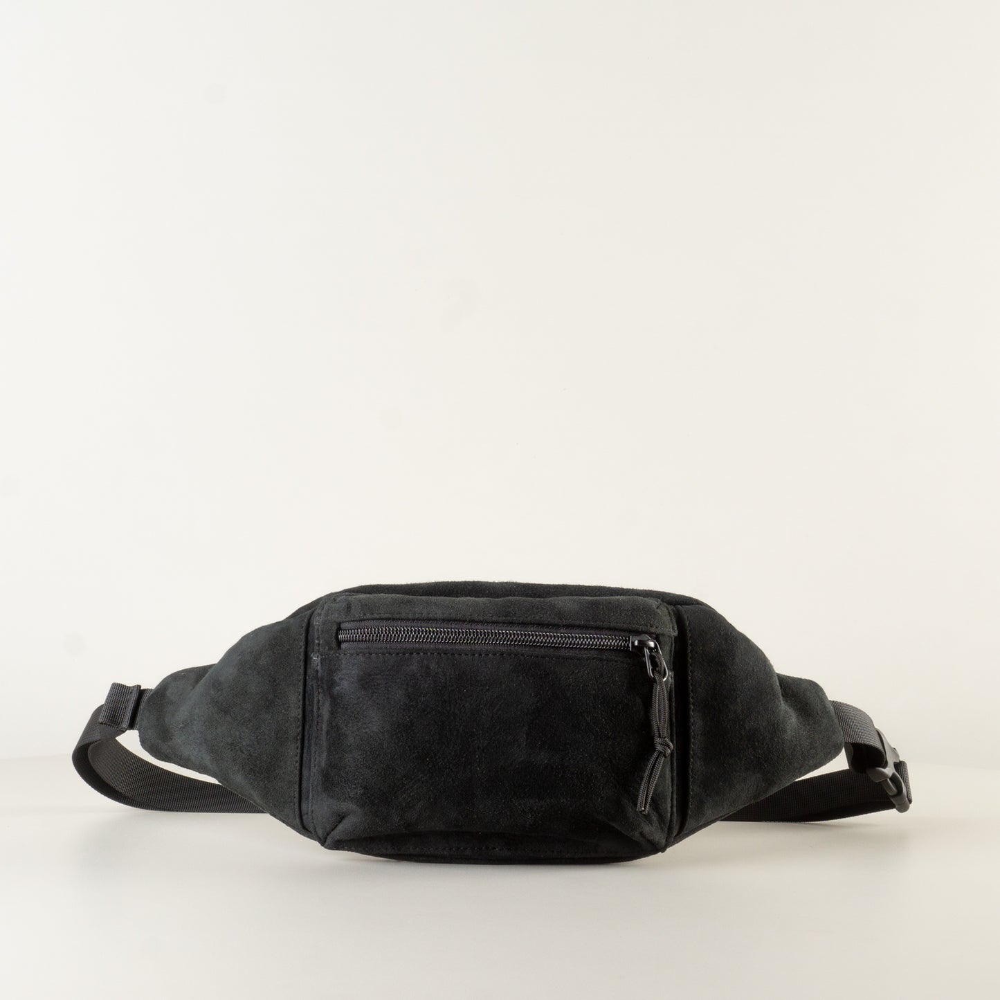 Small leather sling bag black color - 100% "November"