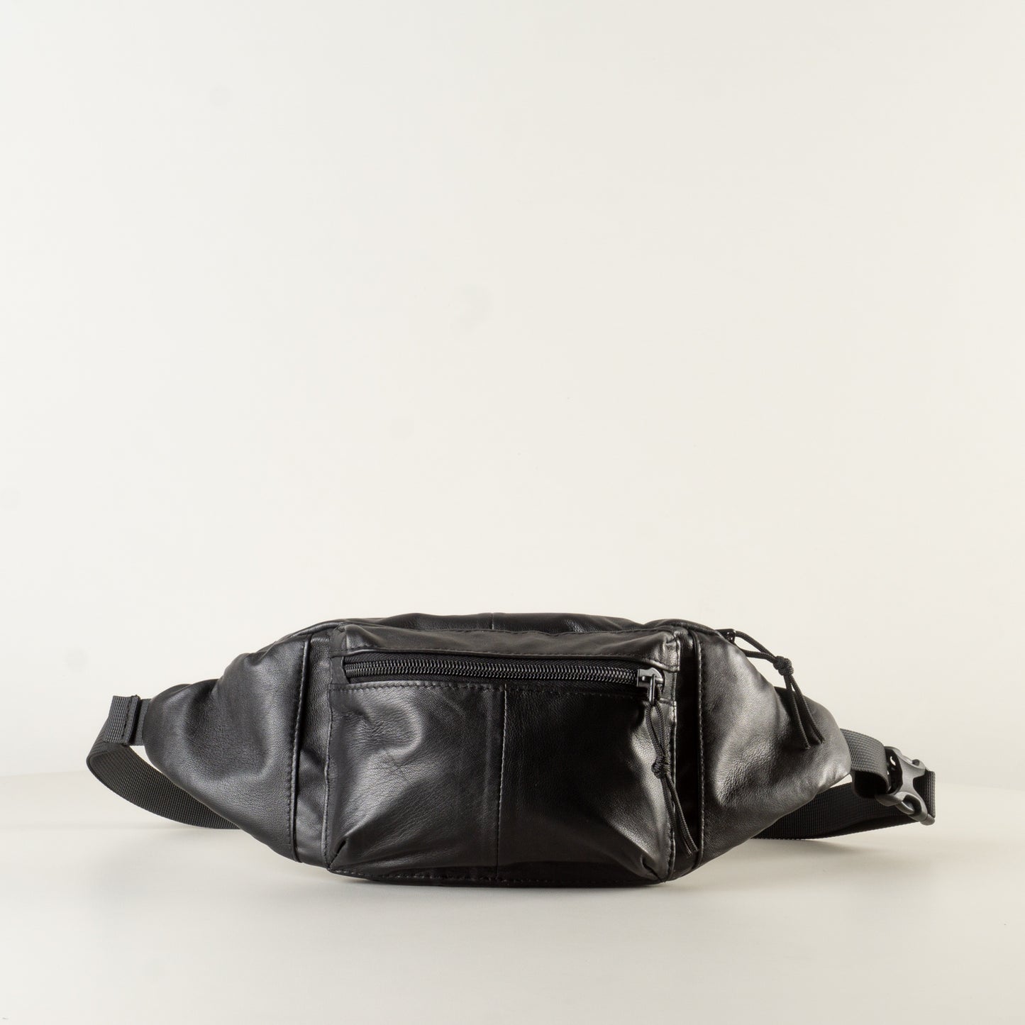 Small leather sling bag black color - 100% "November"